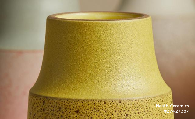 Heath Clay Studio Neck Vase, 2021. © Heath Ceramics