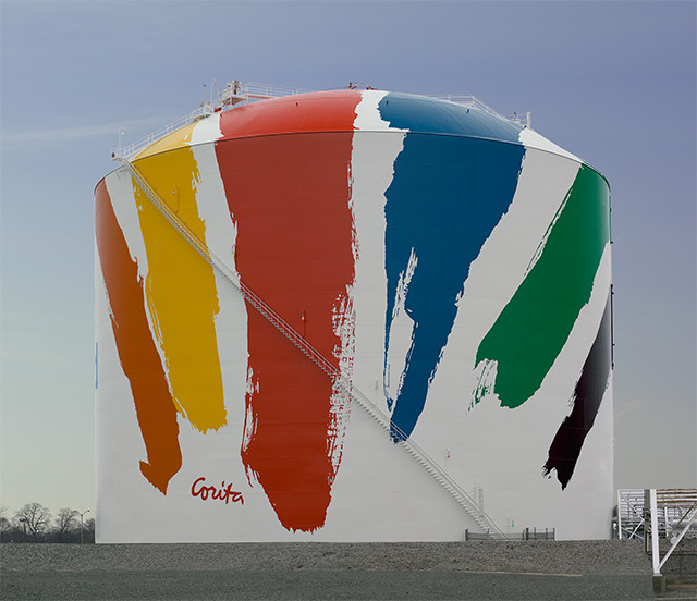 Corita Kent, “Boston Gas Tank” (Rainbow Tank), 1971. Paint on steel and aluminum. Property of National Grid, Dorchester, Massachusetts. © National Grid. Photo: © President and Fellows of Harvard College.